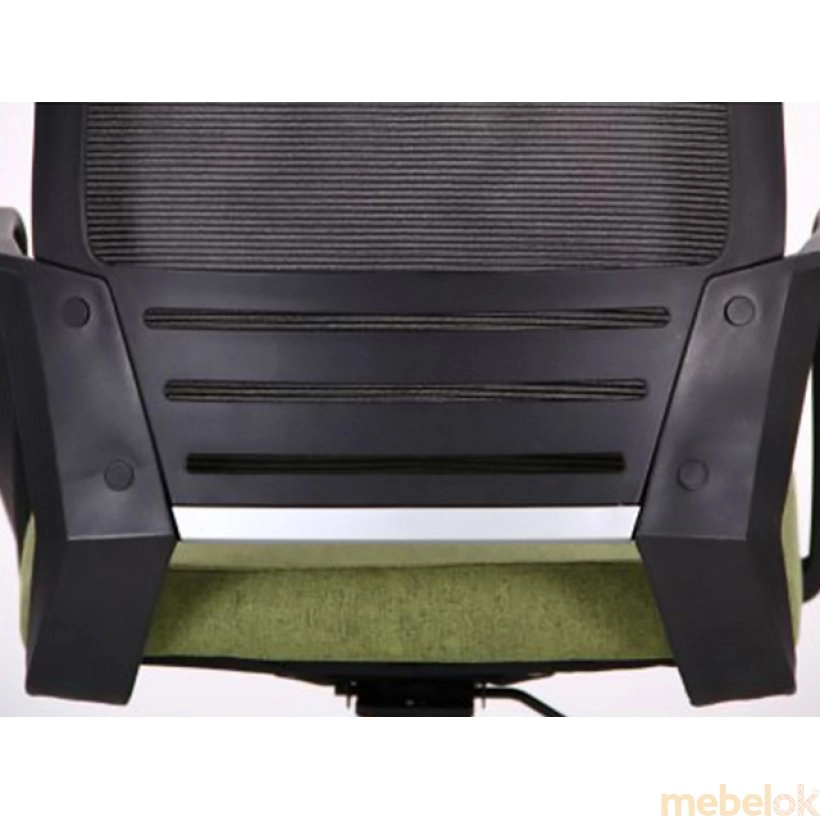 стул с видом в обстановке (Кресло Twist black черный/зеленый)