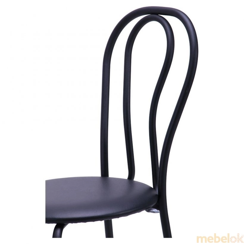 стул с видом в обстановке (Стул Тюльпан черный N-22)