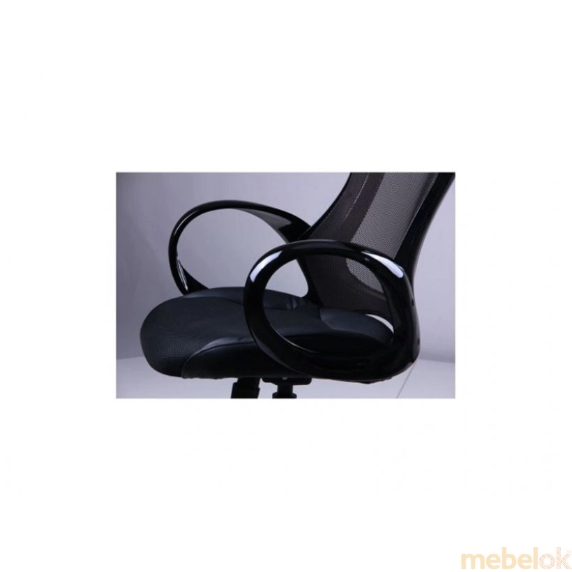 стул с видом в обстановке (Кресло Матрикс-2 Черный)