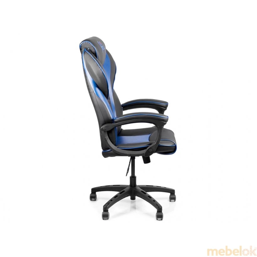 стул с видом в обстановке (Кресло геймерское Sportdrive Blue Arm-pad Tilt PA-designe BSD-02)
