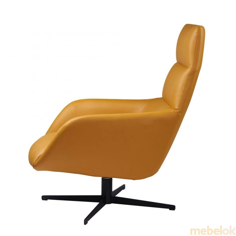 стул с видом в обстановке (Кресло-лаунж Berkeley с подставкой под ноги светло-коричневое)