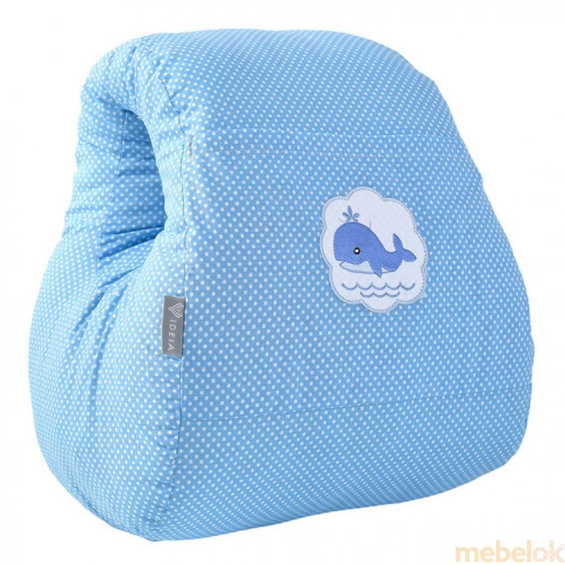 подушку с видом в обстановке (Подушка для кормления PAPAELLA Mini горошок голубой)