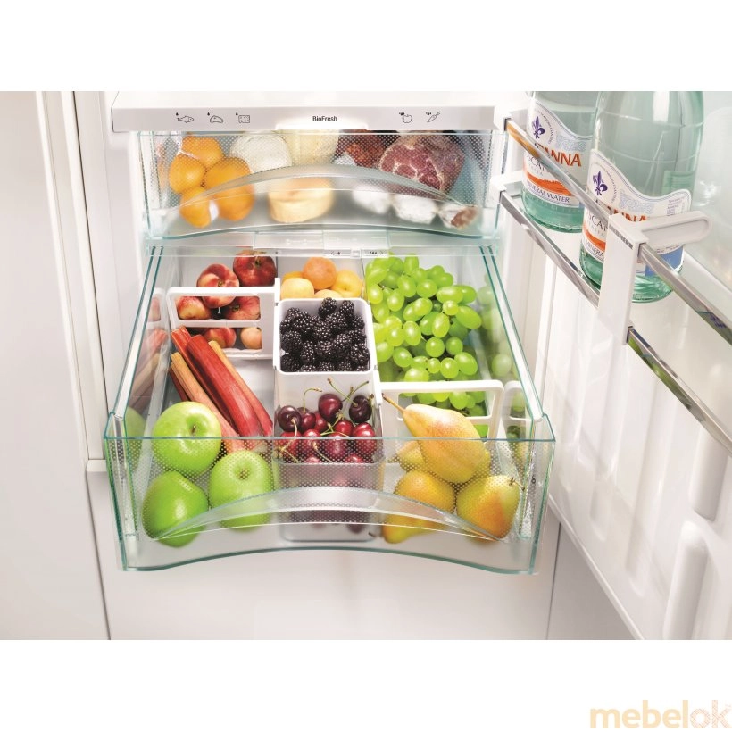 холодильник с видом в обстановке (Встраиваемый холодильник Liebherr ICBP 3266)