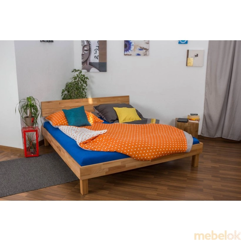 ліжко з виглядом в обстановці (Двуспальная кровать b 108 180х200 из массива бука)