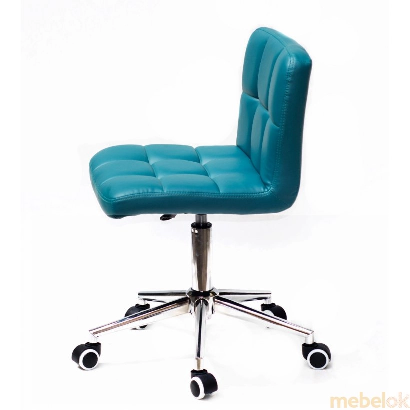 стул с видом в обстановке (Стул Arno Modern Office экокожа зеленый)