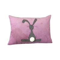 Декоративная подушка розовая Зайчик 064