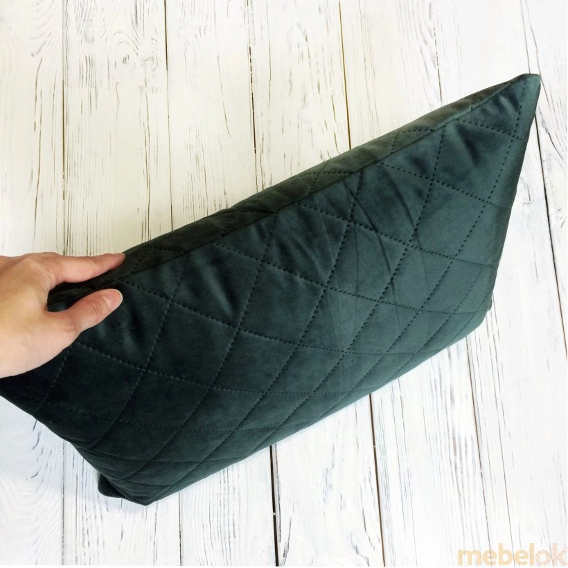 подушка з виглядом в обстановці (Декоративна подушка прямокутна Діамант зелена)