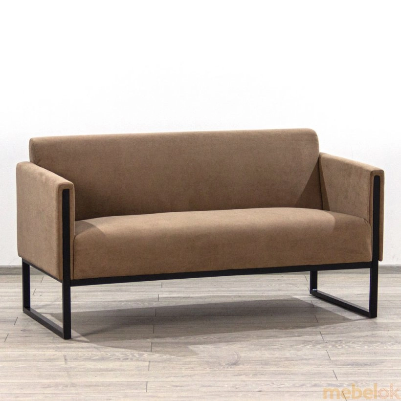 диван з виглядом в обстановці (Диван Аміго трійка 200x70x76)
