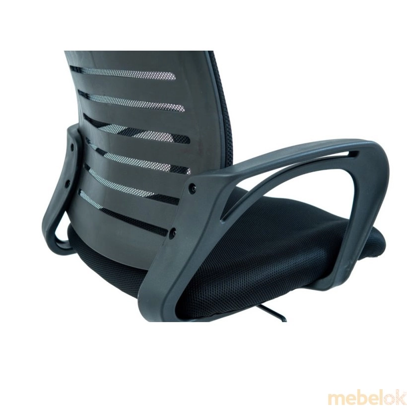 стул с видом в обстановке (Кресло Флеш хром/М-1 красный)