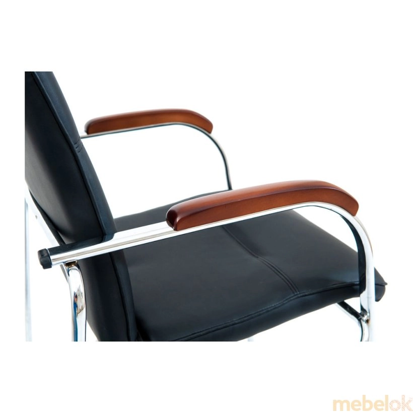 стул с видом в обстановке (Кресло Самба CF)