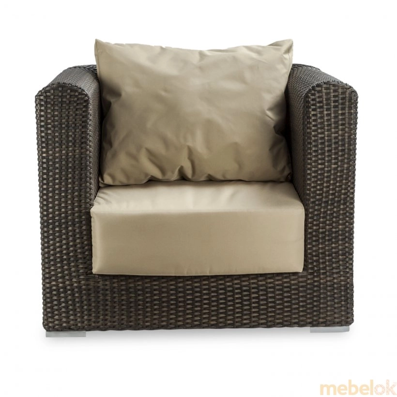 стул с видом в обстановке (Кресло Kombo 95х80х80 без мягкого сидения и подушек)
