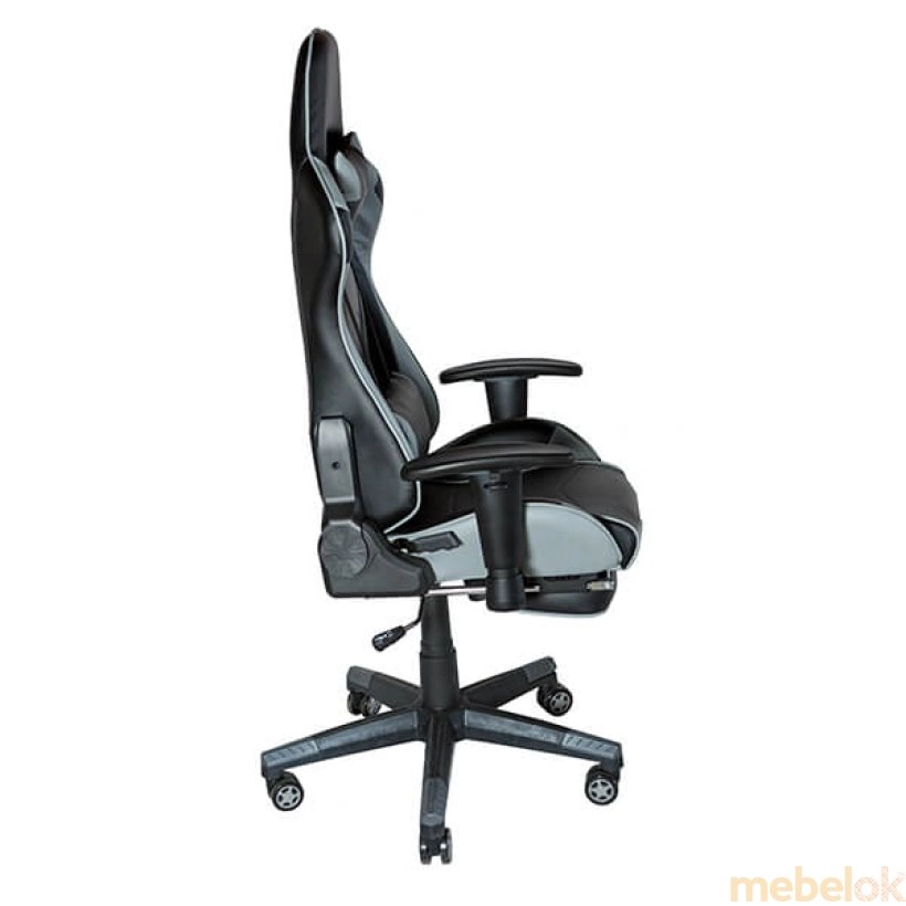 стул с видом в обстановке (Кресло геймерское Drive-Omega черно-серый)