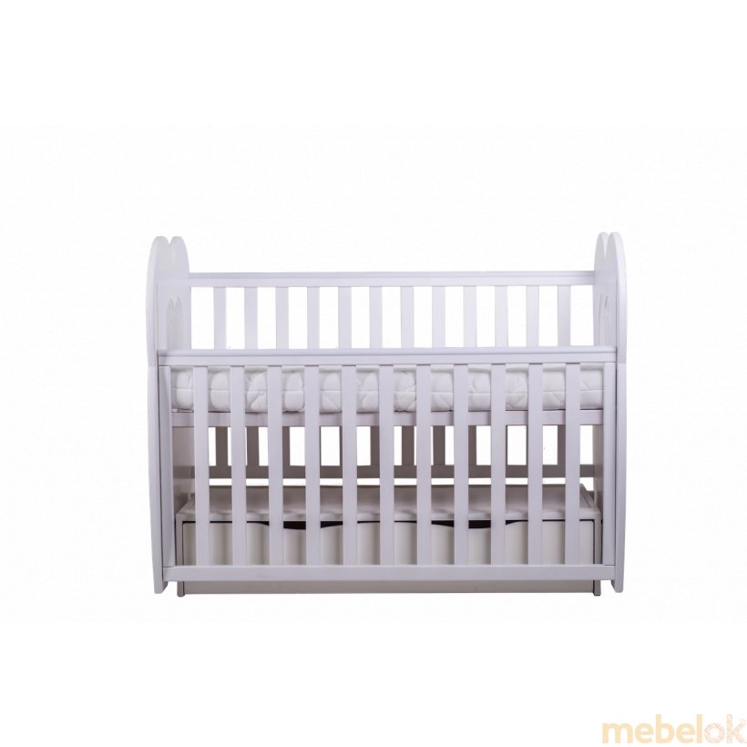 кровать с видом в обстановке (Кроватка детская Lux-3 белая)