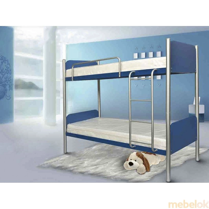 Металлическая, двуспальная кровать в интерьере