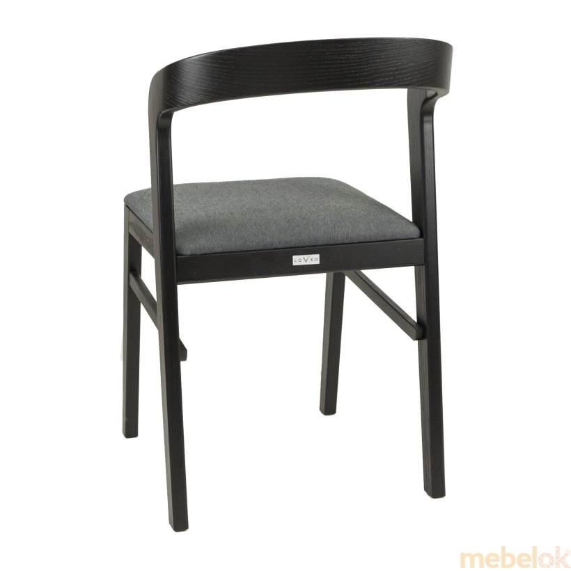стул с видом в обстановке (Стул Floki черный)