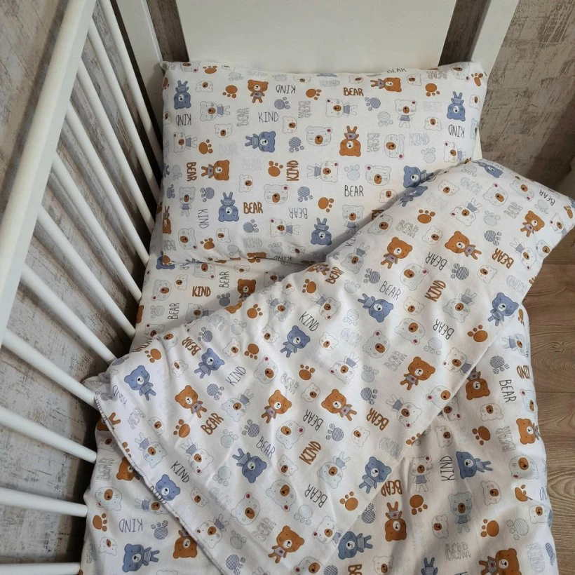 гарнитур постельного белья с видом в обстановке (Комплект постельного белья Sleeping bears фланель детский)