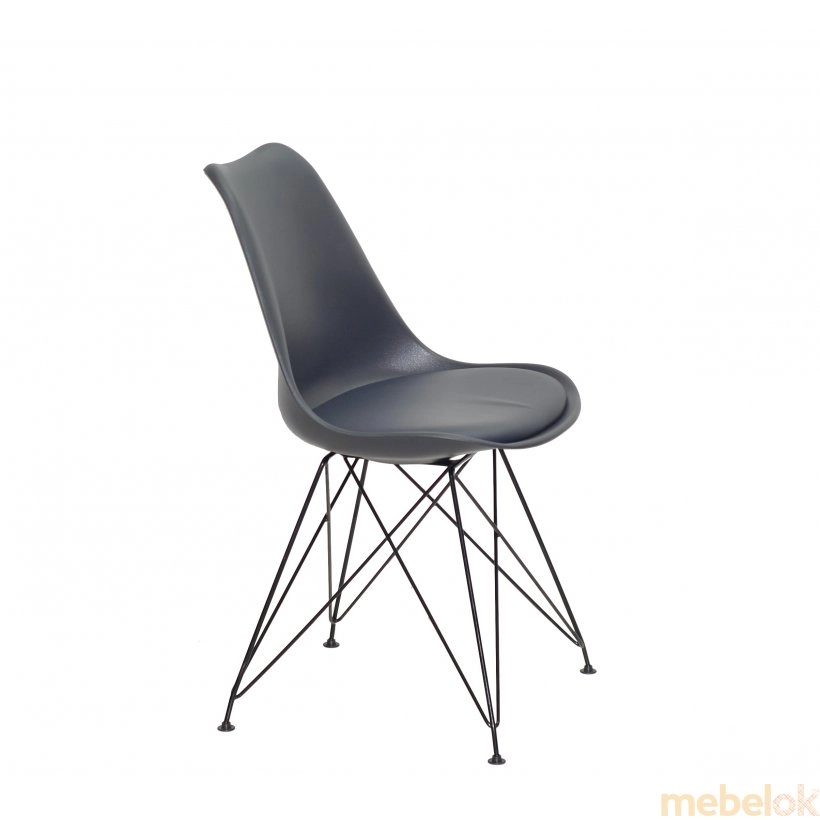стул с видом в обстановке (Стул Milan BK - ML антрацит 01)
