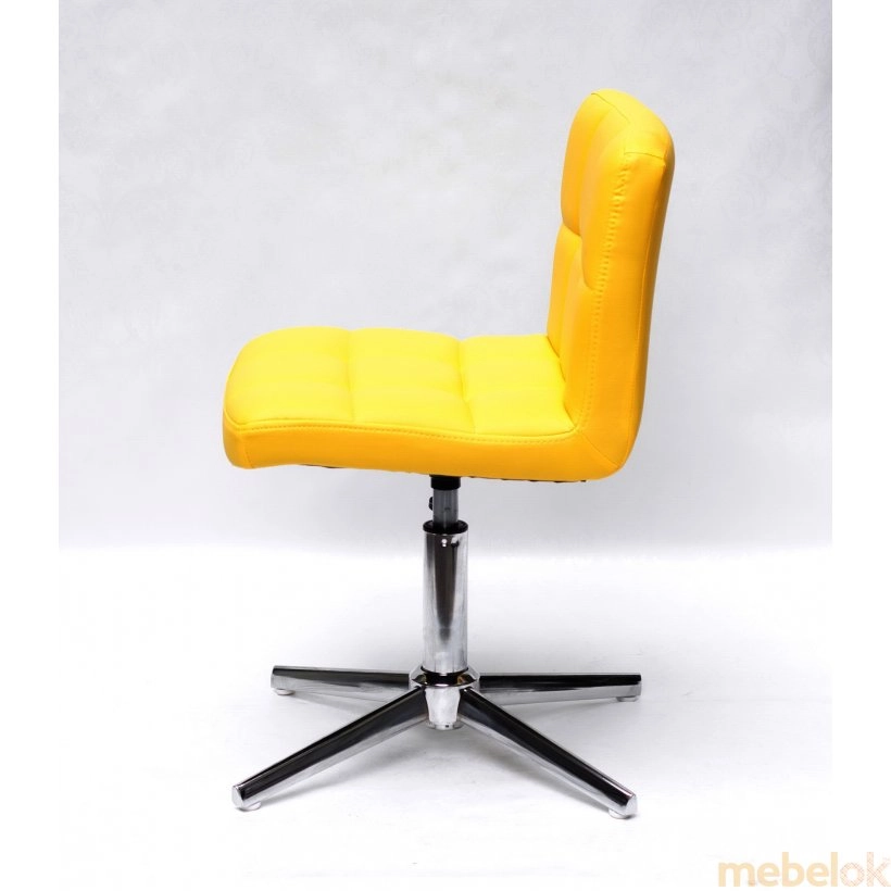 стул с видом в обстановке (Стул Arno Modern Base экокожа желтый)