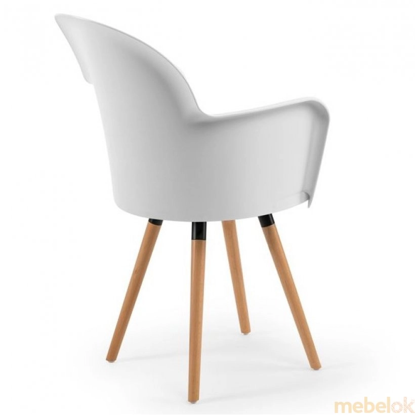 стул с видом в обстановке (Кресло Gora-N ножки буковые белое)