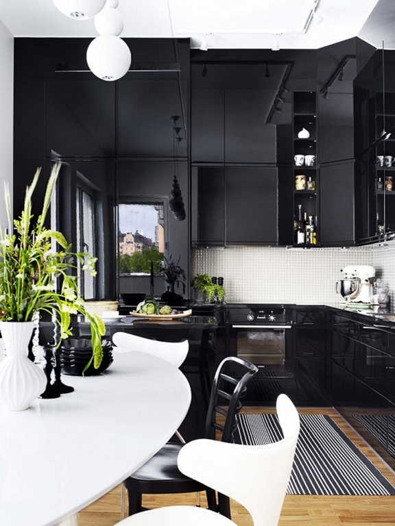 Черно-белая кухня – фартук, мебель, стены – изюминкой может стать что угодно! Фото и примеры