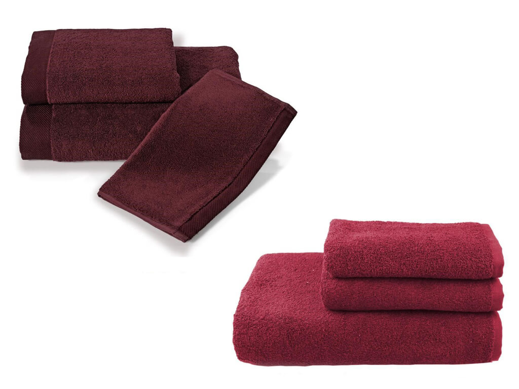 Махровые бордовые полотенца